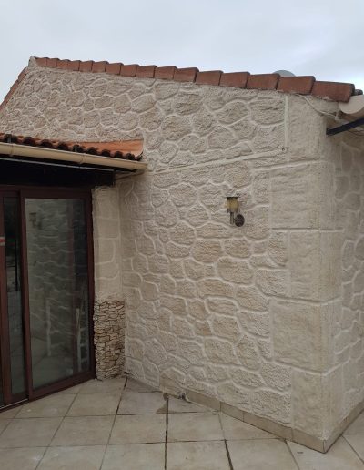 ENDUIT_EFFET_PIERRE_OJB_FAÇADES.JPG